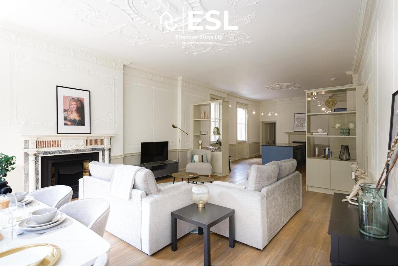 Most Central Luxury Grade 2 Listed Apartment Overlooking Shrewsbury Square - Free Parking Exteriér fotografie
