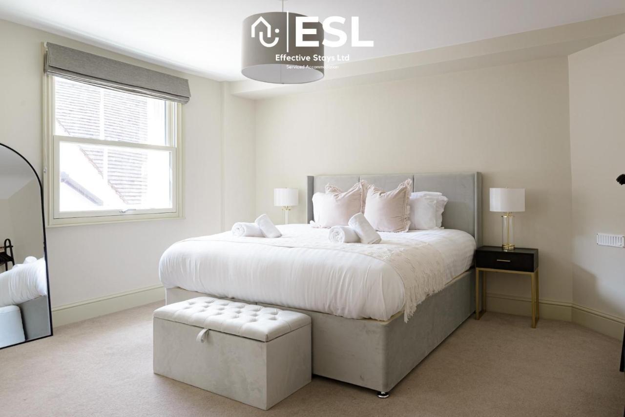 Most Central Luxury Grade 2 Listed Apartment Overlooking Shrewsbury Square - Free Parking Exteriér fotografie