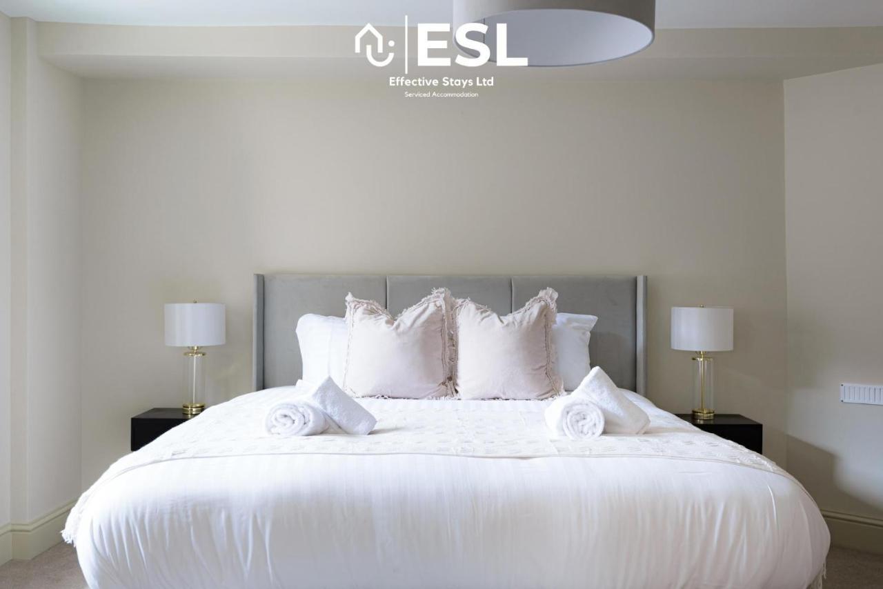 Most Central Luxury Grade 2 Listed Apartment Overlooking Shrewsbury Square - Free Parking Exteriér fotografie